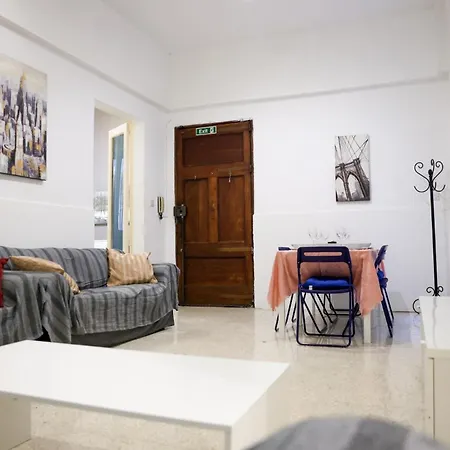 Modern 4 Bed Off The Seafront-hosted By Sweetstay Appartamento Sliema