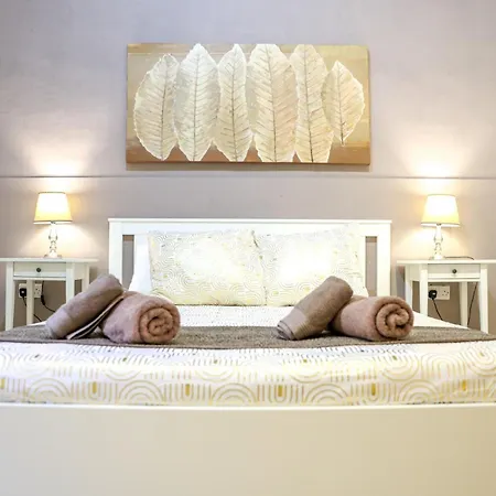 Modern 4 Bed Off The Seafront-hosted By Sweetstay *