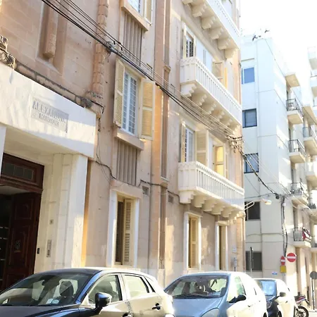 Modern 4 Bed Off The Seafront-hosted By Sweetstay Sliema