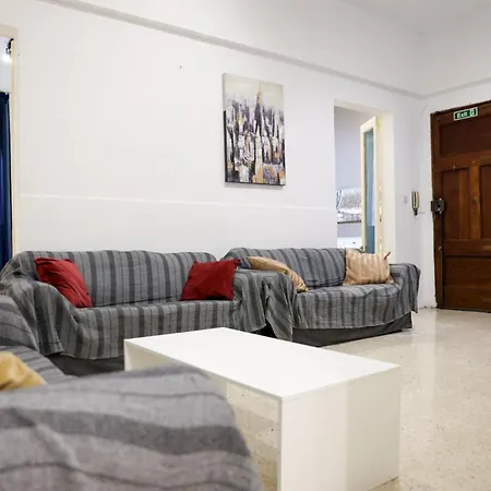 Modern 4 Bed Off The Seafront-hosted By Sweetstay * Sliema