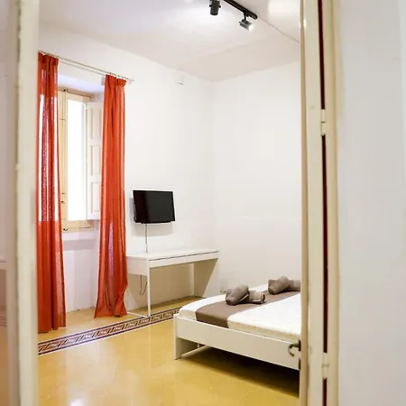 Modern 4 Bed Off The Seafront-hosted By Sweetstay